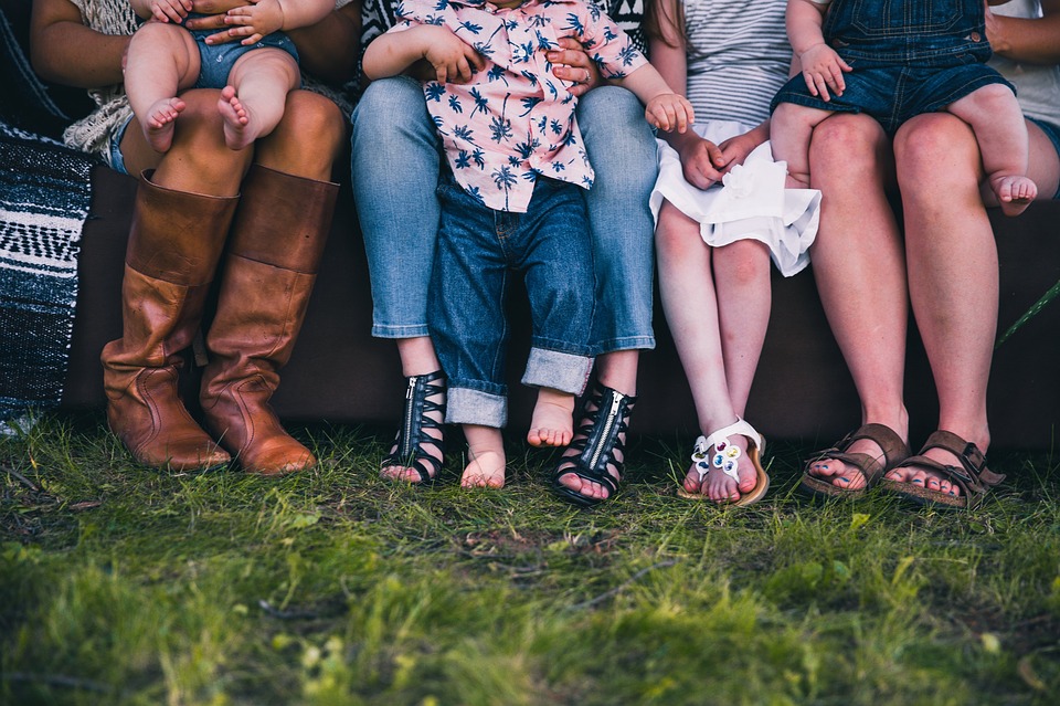 La construction des enfants à travers les autres